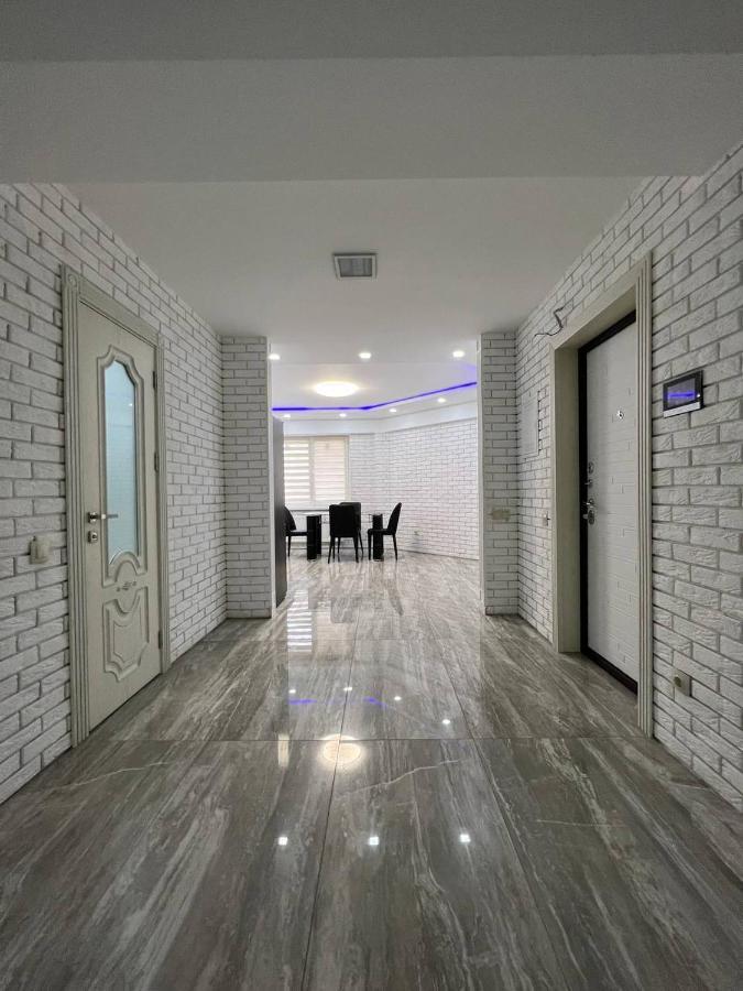 Luxrent Leilighet Chisinau Eksteriør bilde