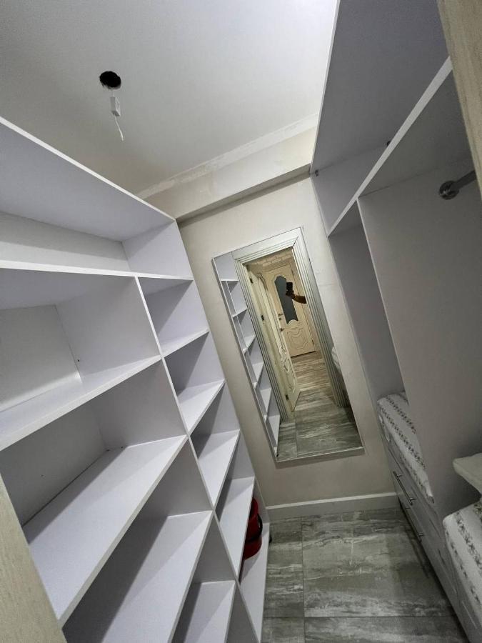 Luxrent Leilighet Chisinau Eksteriør bilde